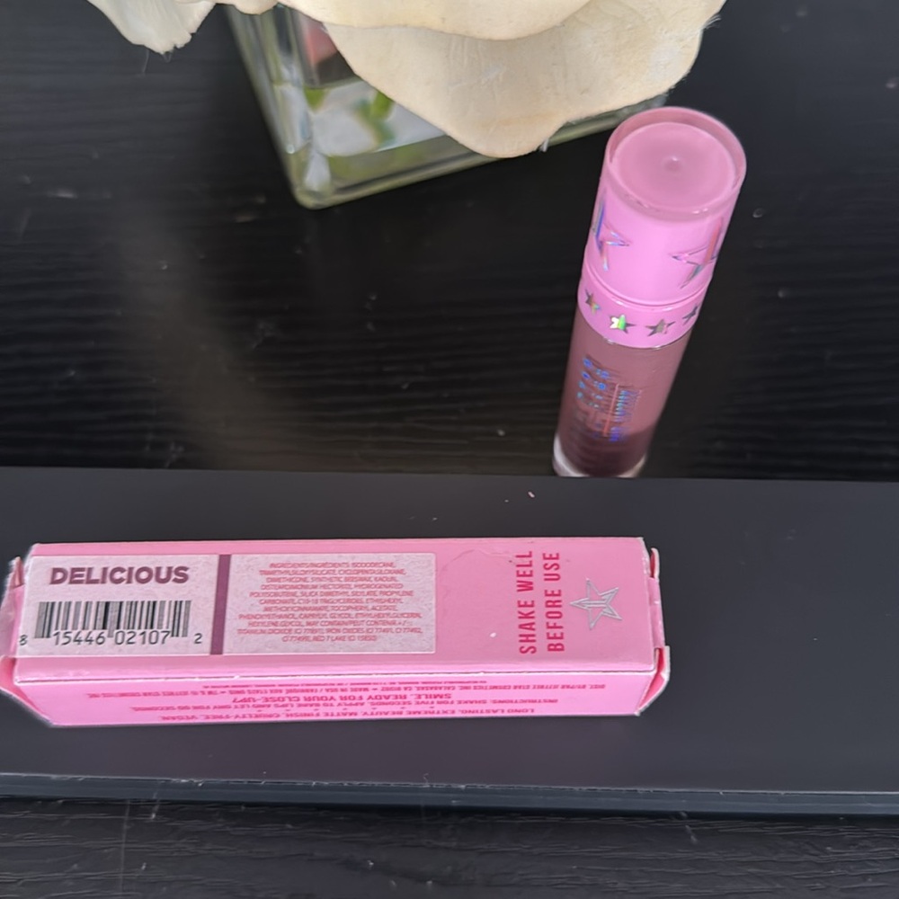Jeffree Star Velour Liquid Lipstick "Delicious" grey-brown mauve~Discontinued - Picture 5 of 6